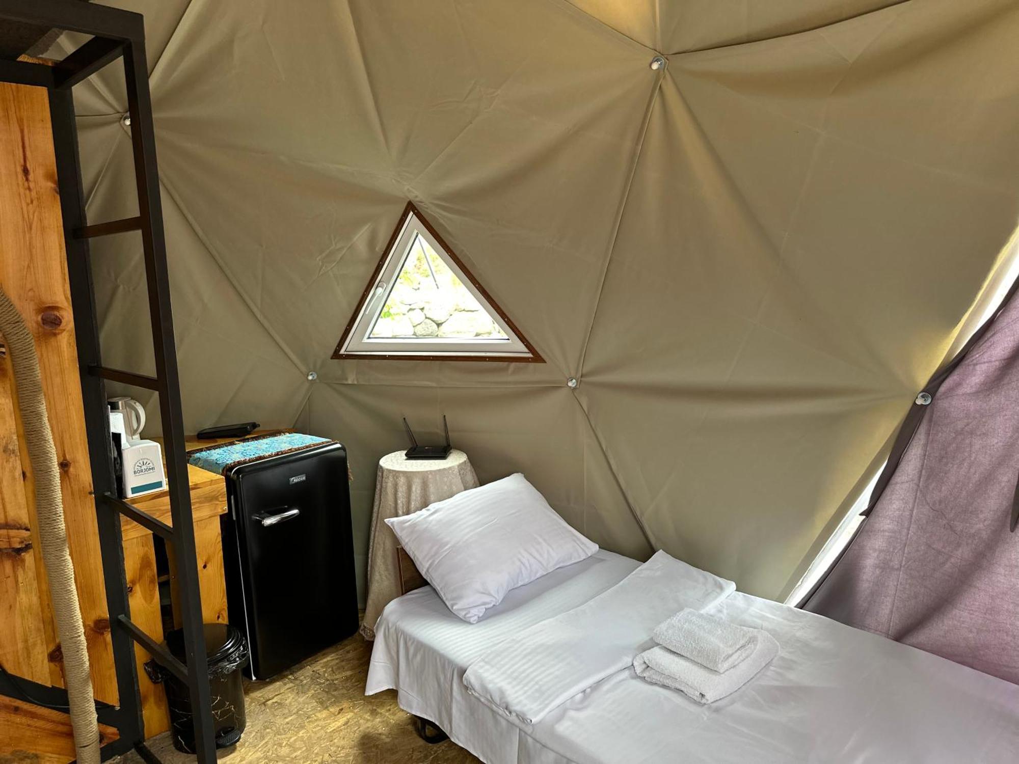 Vardzia Glamping Kültér fotó