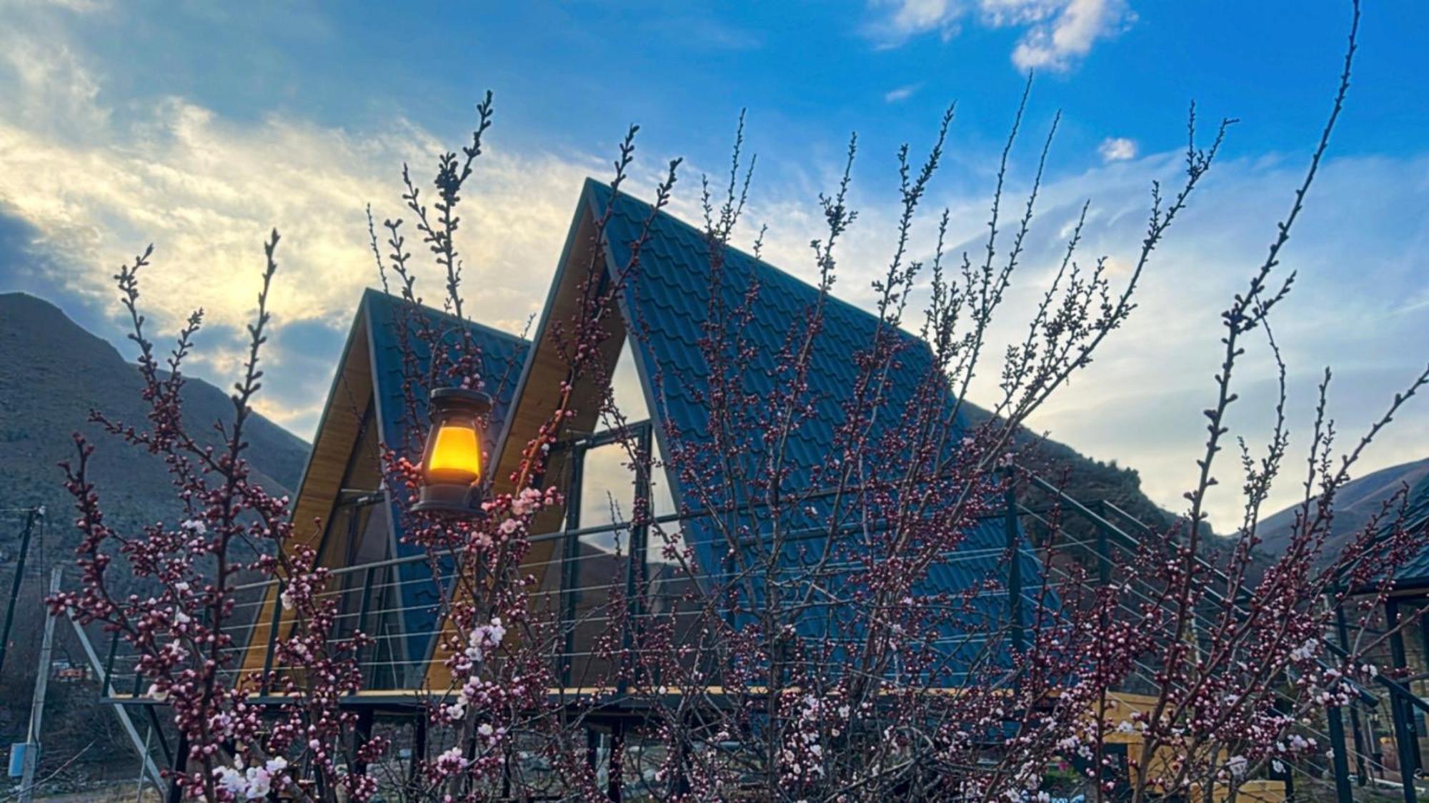 Vardzia Glamping Kültér fotó