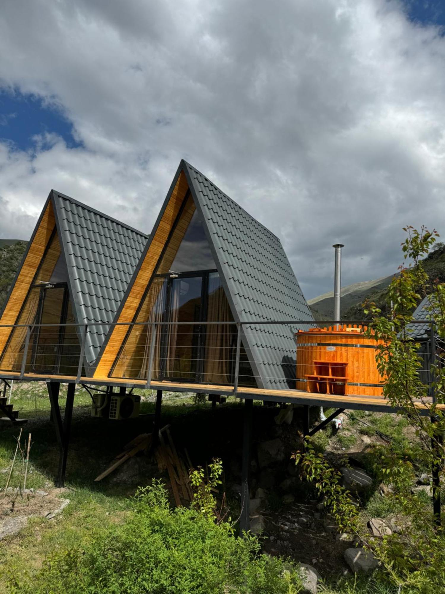 Vardzia Glamping Kültér fotó