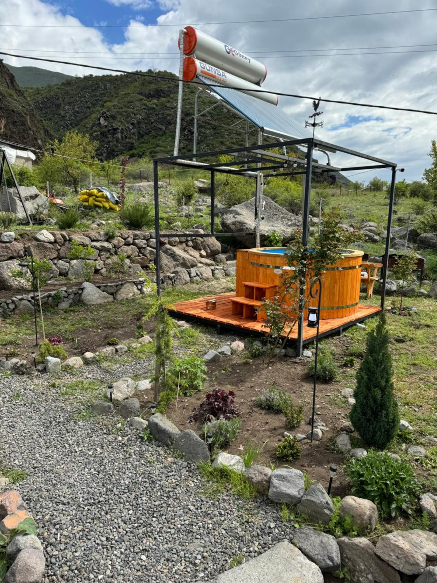 Vardzia Glamping Kültér fotó
