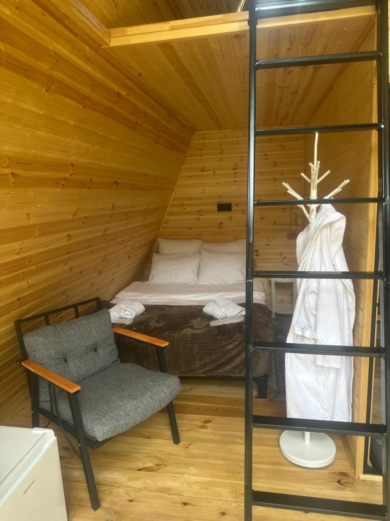 Vardzia Glamping Kültér fotó