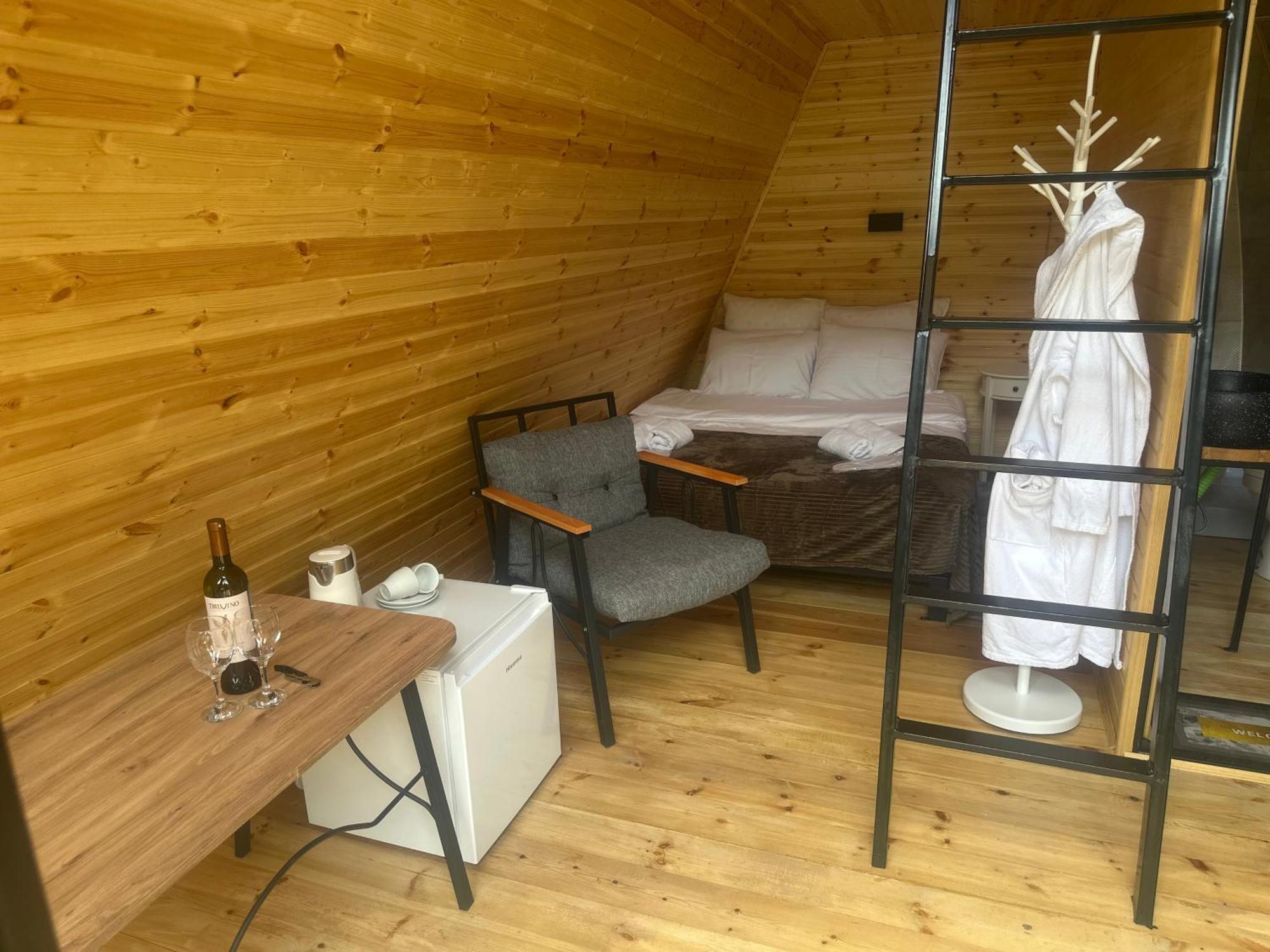 Vardzia Glamping Kültér fotó